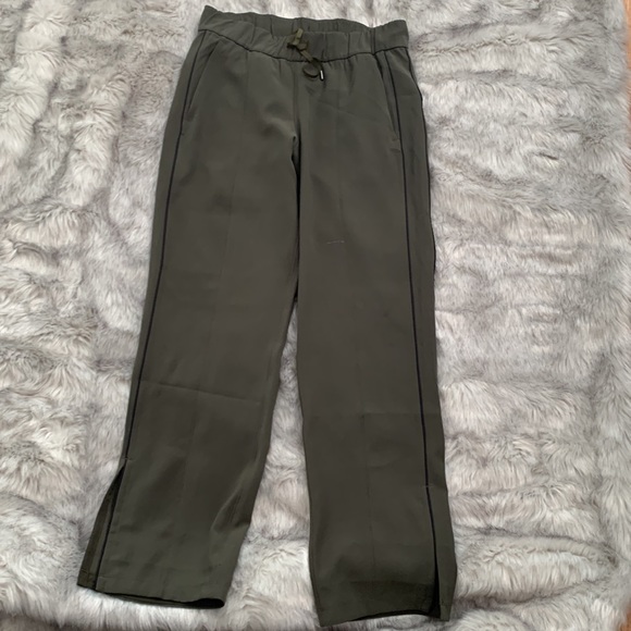 LULULEMON ON THE RIGHT TRACK Track Pant - Picture 9 of 12